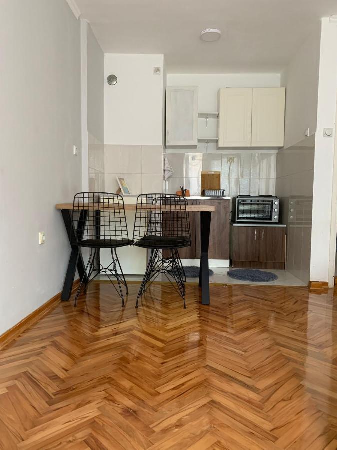 Comfy Studio - 1 Minute Walk To Delta Planet Nis Ngoại thất bức ảnh