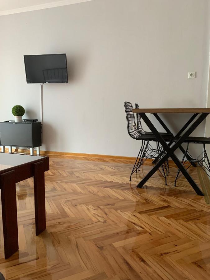 Comfy Studio - 1 Minute Walk To Delta Planet Nis Ngoại thất bức ảnh